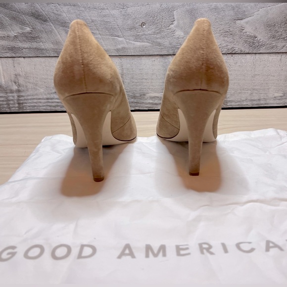 GOOD AMERICAN NWOB ICON POINTED TOE PUMP IN NUDE SUEDE - Picture 12 of 16
